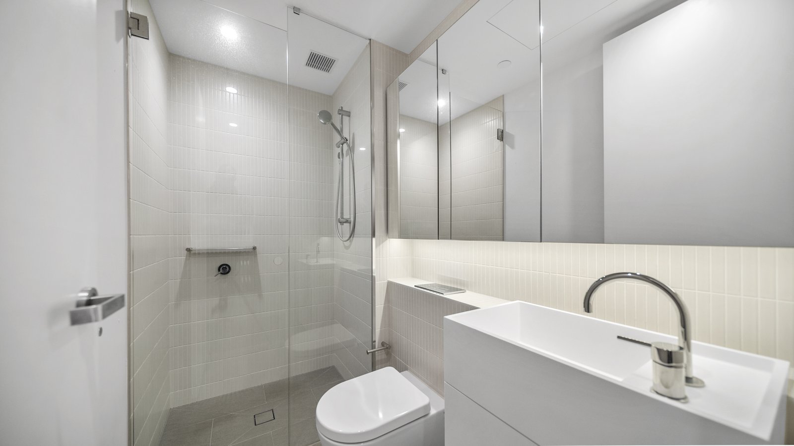 3203/70 Southbank Boulevard SOUTHBANK 4