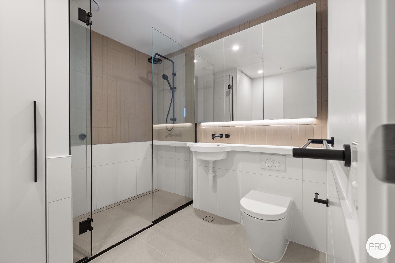 3205/138 Spencer Street MELBOURNE 7