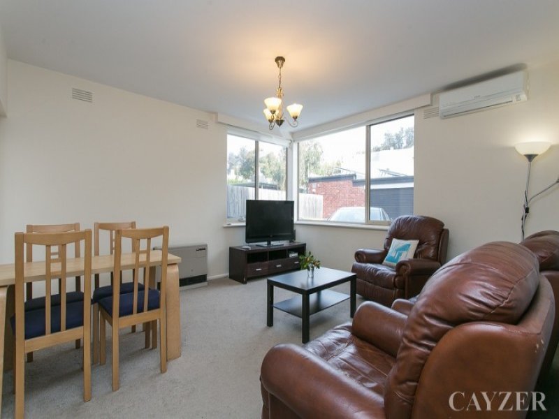 Gallery: 3/206 Canterbury Road