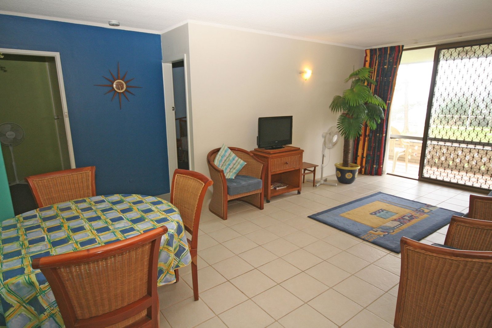 3/206 Pacific Parade BILINGA 3