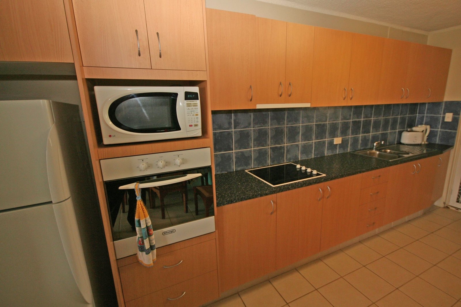 3/206 Pacific Parade BILINGA 4