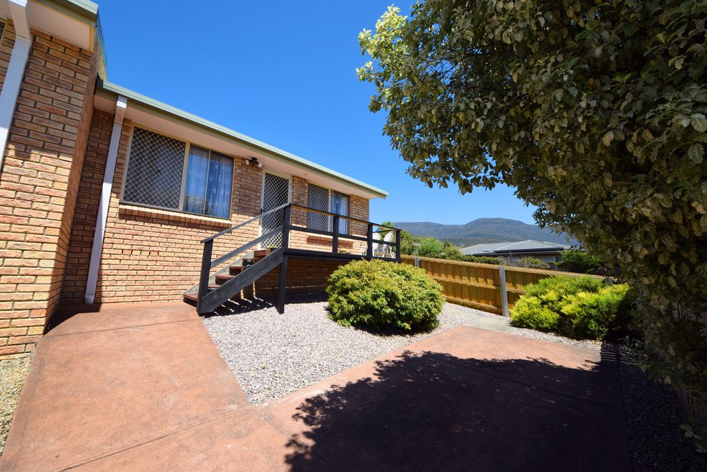 3/207 Tolosa Street GLENORCHY 17