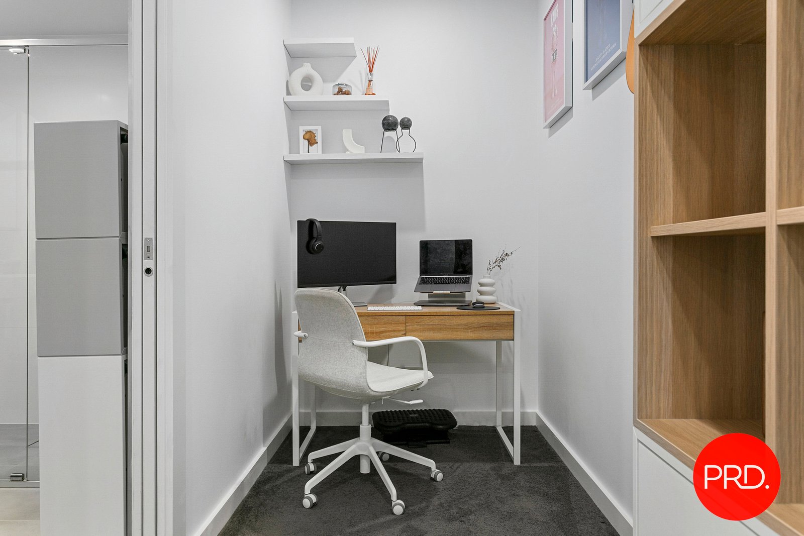 320/93 Regent Street KOGARAH 8