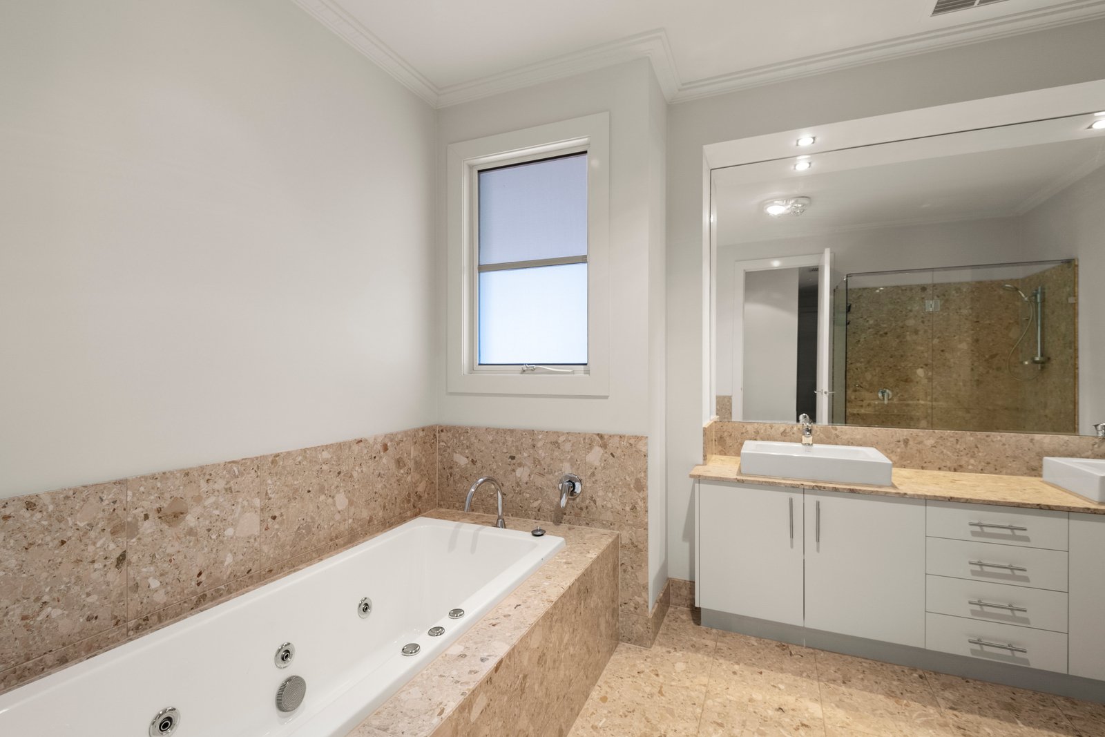 320A Mont Albert Road, Mont Albert, Vic