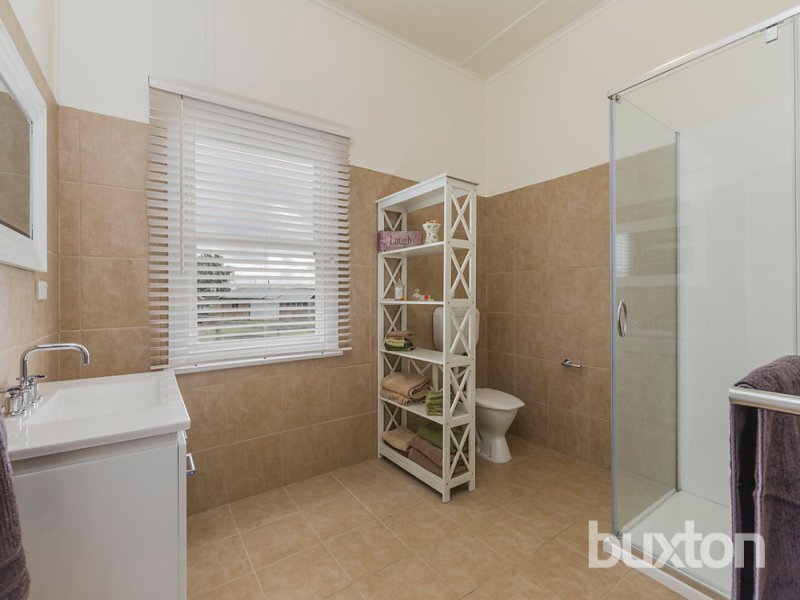 Gallery: 321-329 Barwon Heads Road