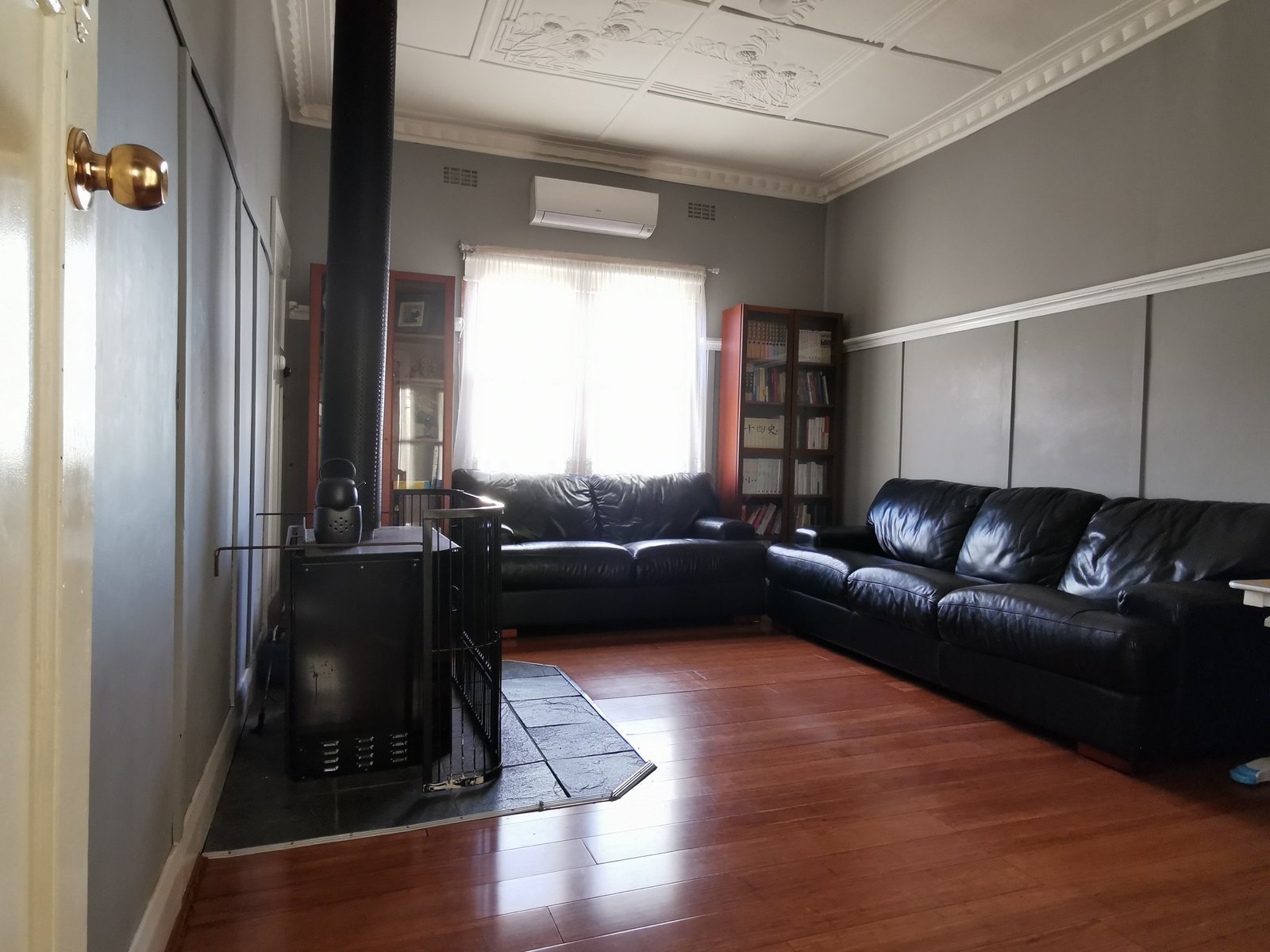 Gallery: 321-329 Barwon Heads Road