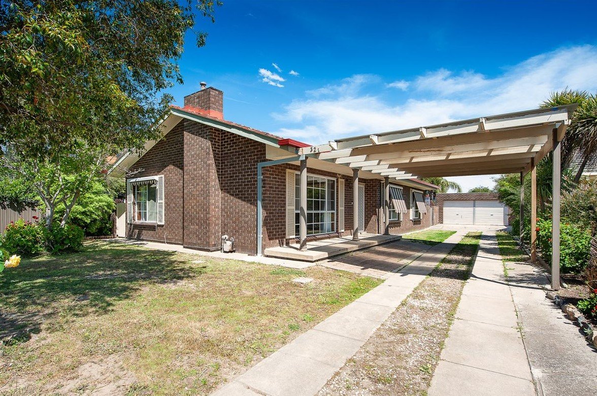 321 Balston Street LAVINGTON 1
