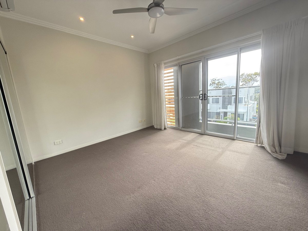 3/21 Bayswater Avenue Varsity Lakes 14