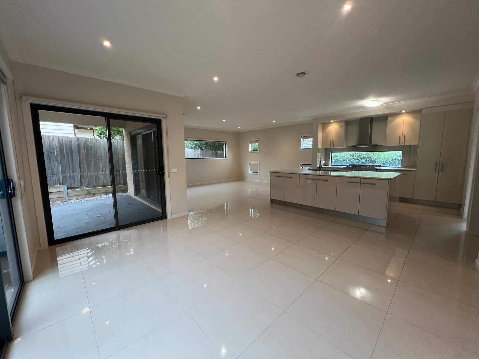 Gallery: 3/21 Hartwell Hill Road