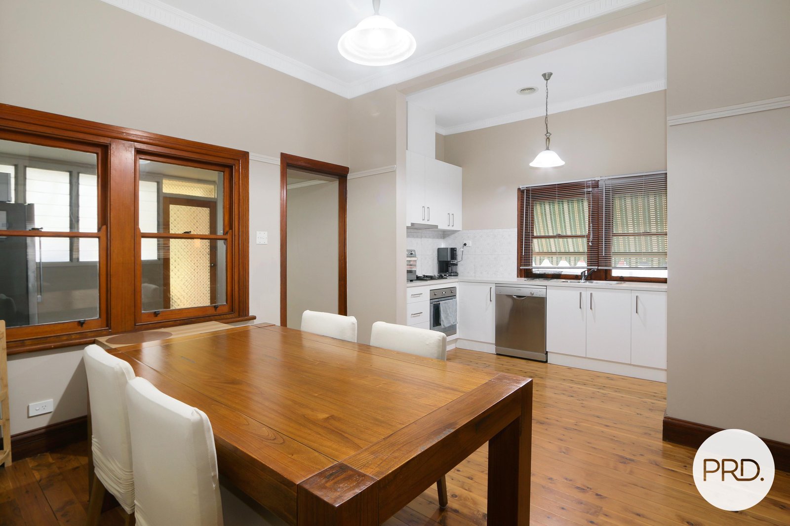 321 Mount Street EAST ALBURY 3