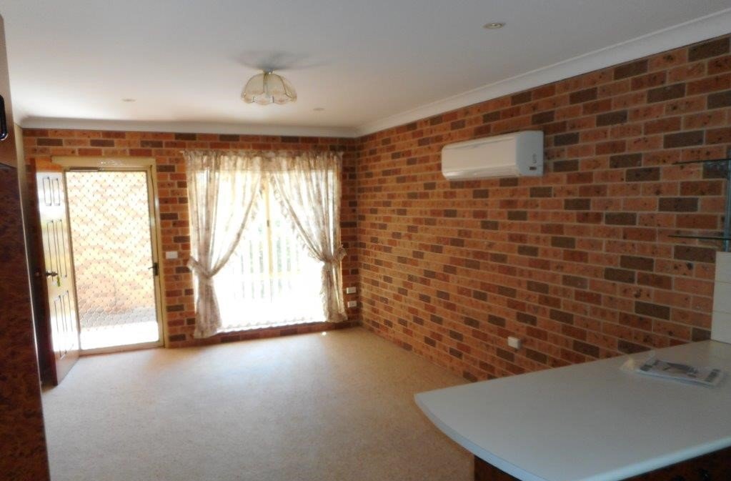 3/21 Richmond Street TUMUT 4