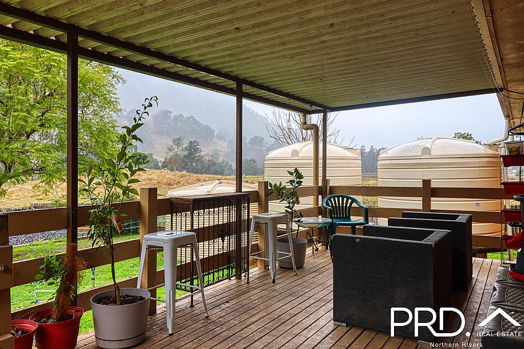 3210 Summerland Way GREVILLIA 4