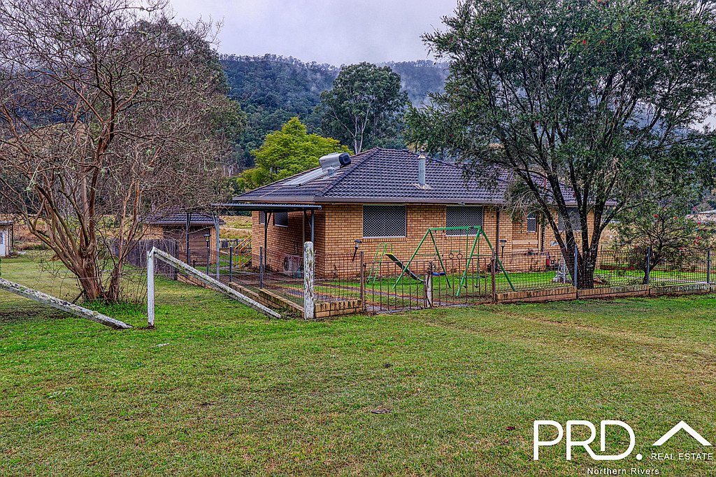 3210 Summerland Way GREVILLIA 5