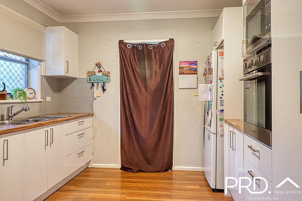 3210 Summerland Way GREVILLIA 9