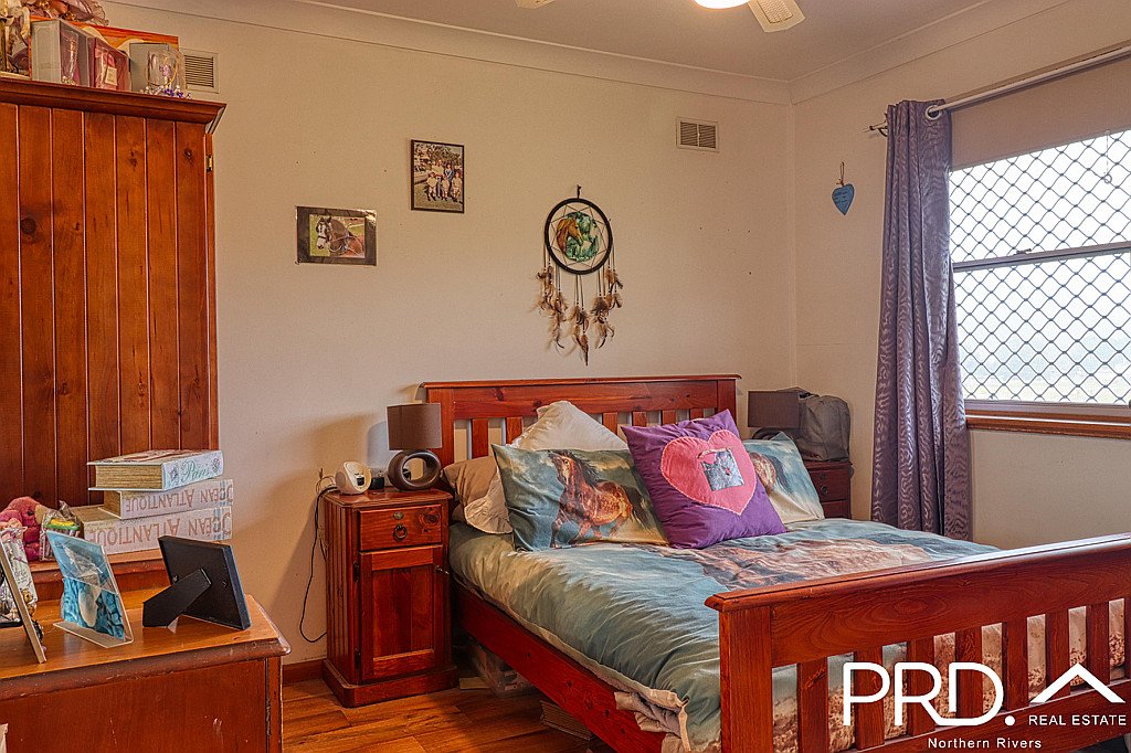 3210 Summerland Way GREVILLIA 14