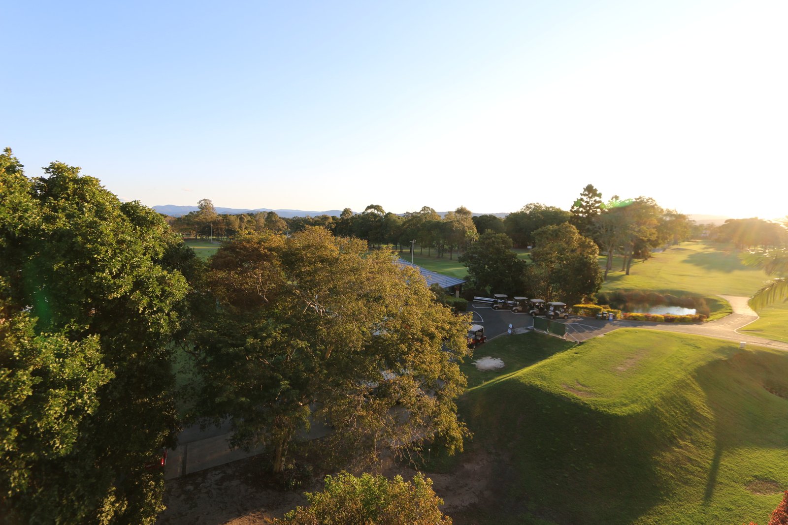 32/11 Fairway Drive CLEAR ISLAND WATERS 2