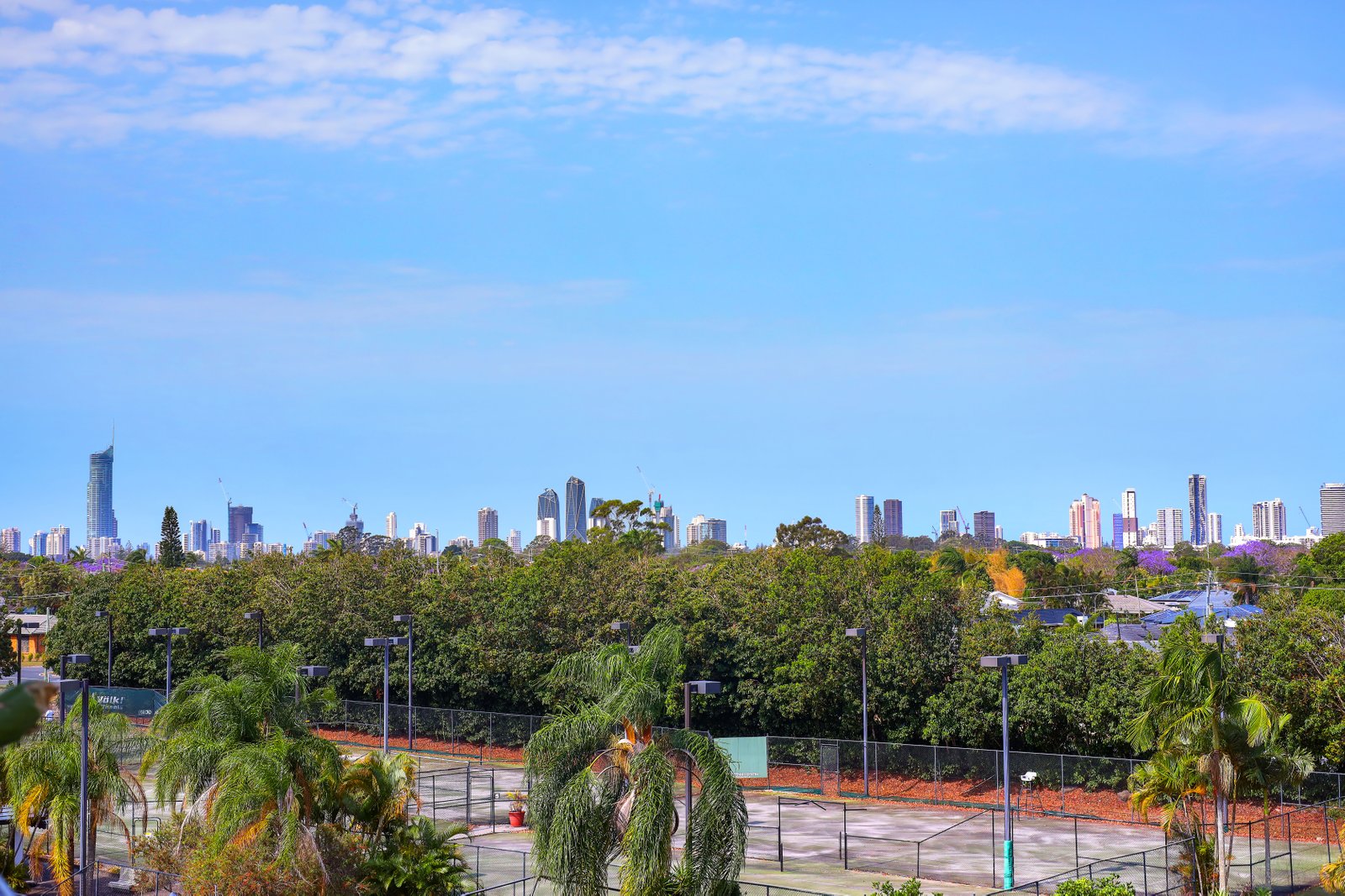32/11 Fairway Drive CLEAR ISLAND WATERS 8