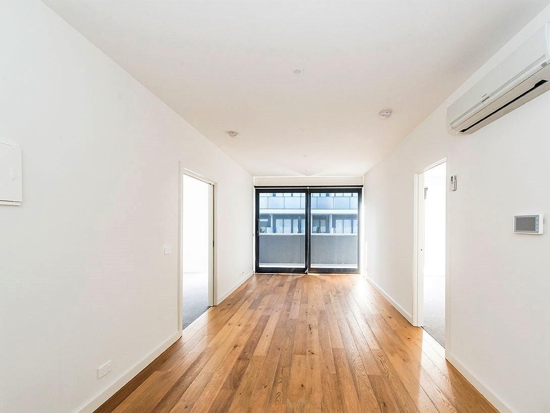 Gallery: 321/218 Bay Road