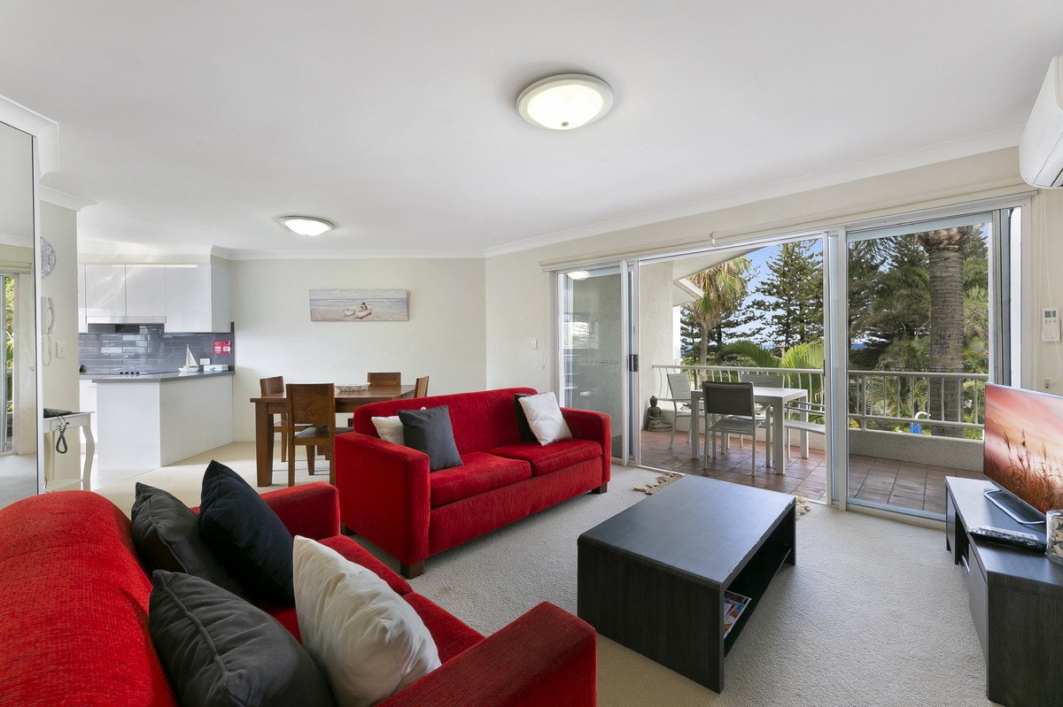 32/136 The Esplanade Burleigh Heads 5