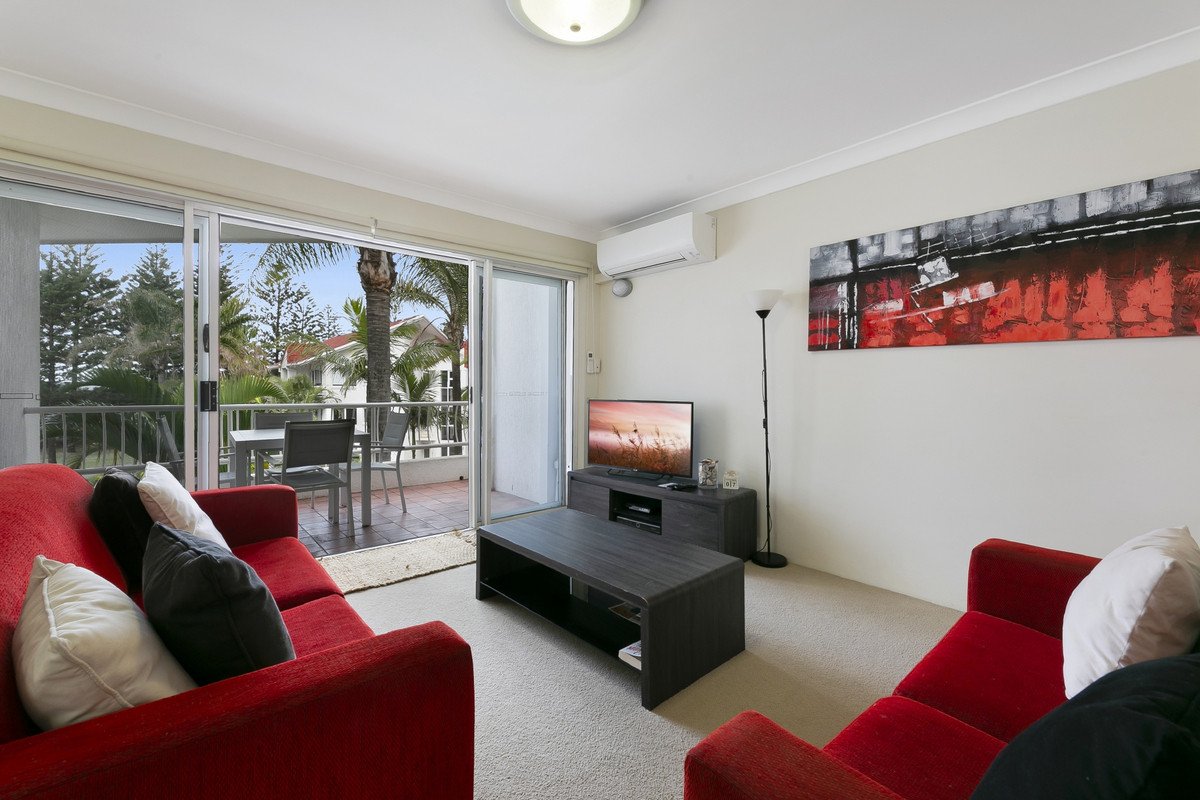 32/136 The Esplanade Burleigh Heads 7