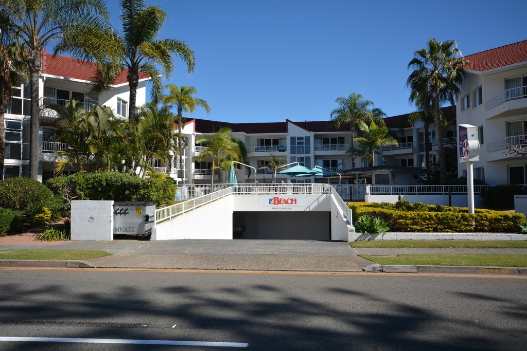 32/136 The Esplanade BURLEIGH HEADS 1
