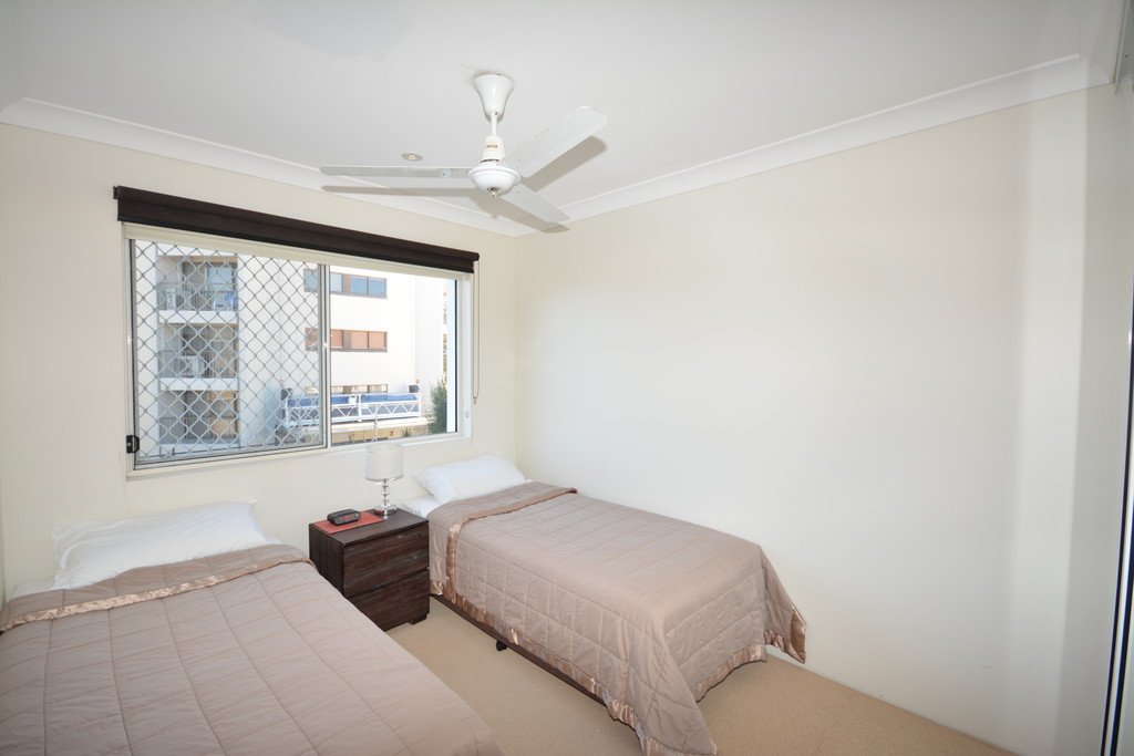 32/136 The Esplanade BURLEIGH HEADS 8