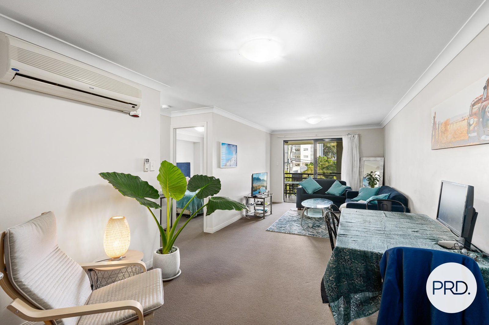 321/392-398 Marine Parade LABRADOR 6