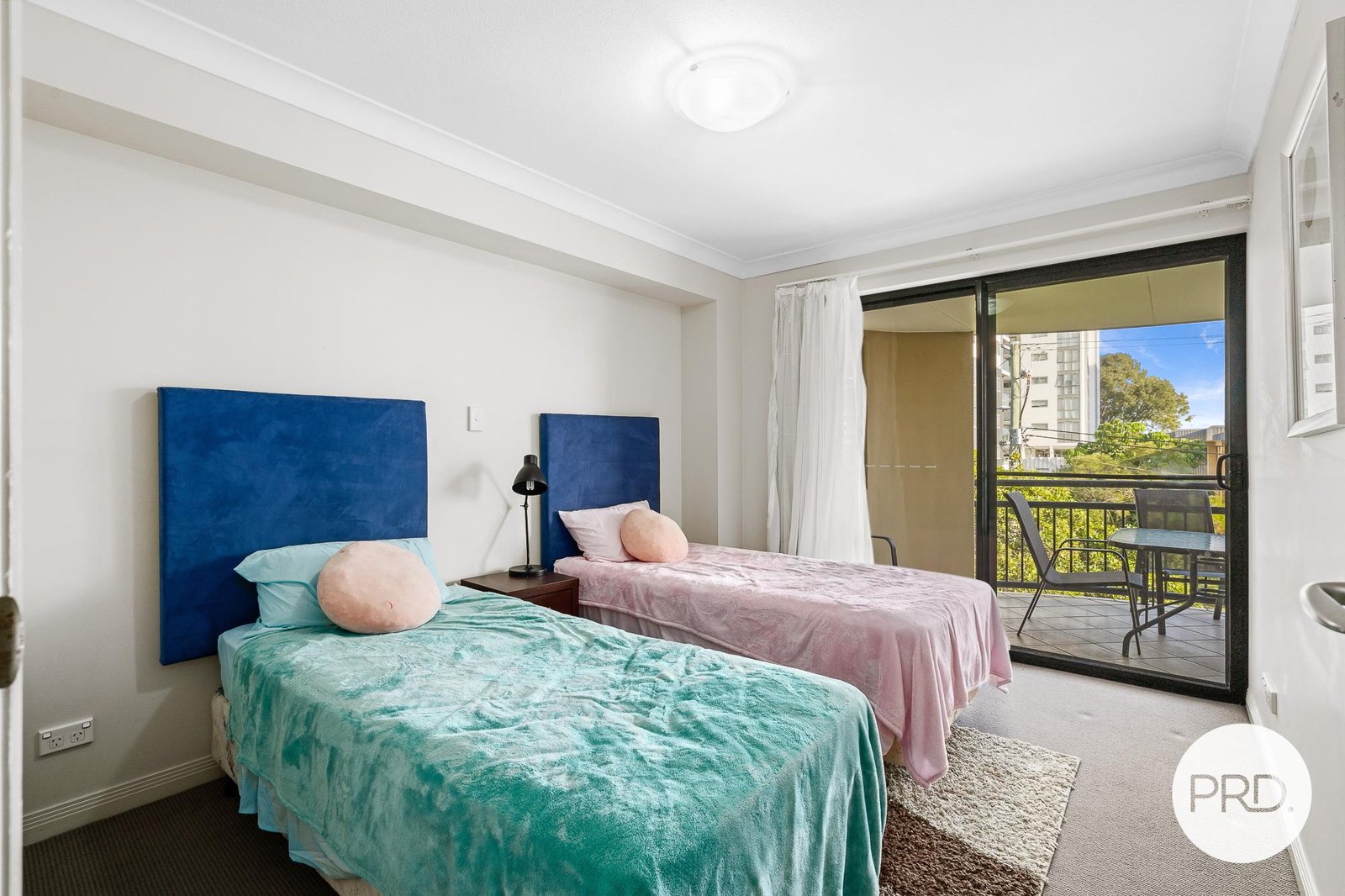 321/392-398 Marine Parade LABRADOR 11