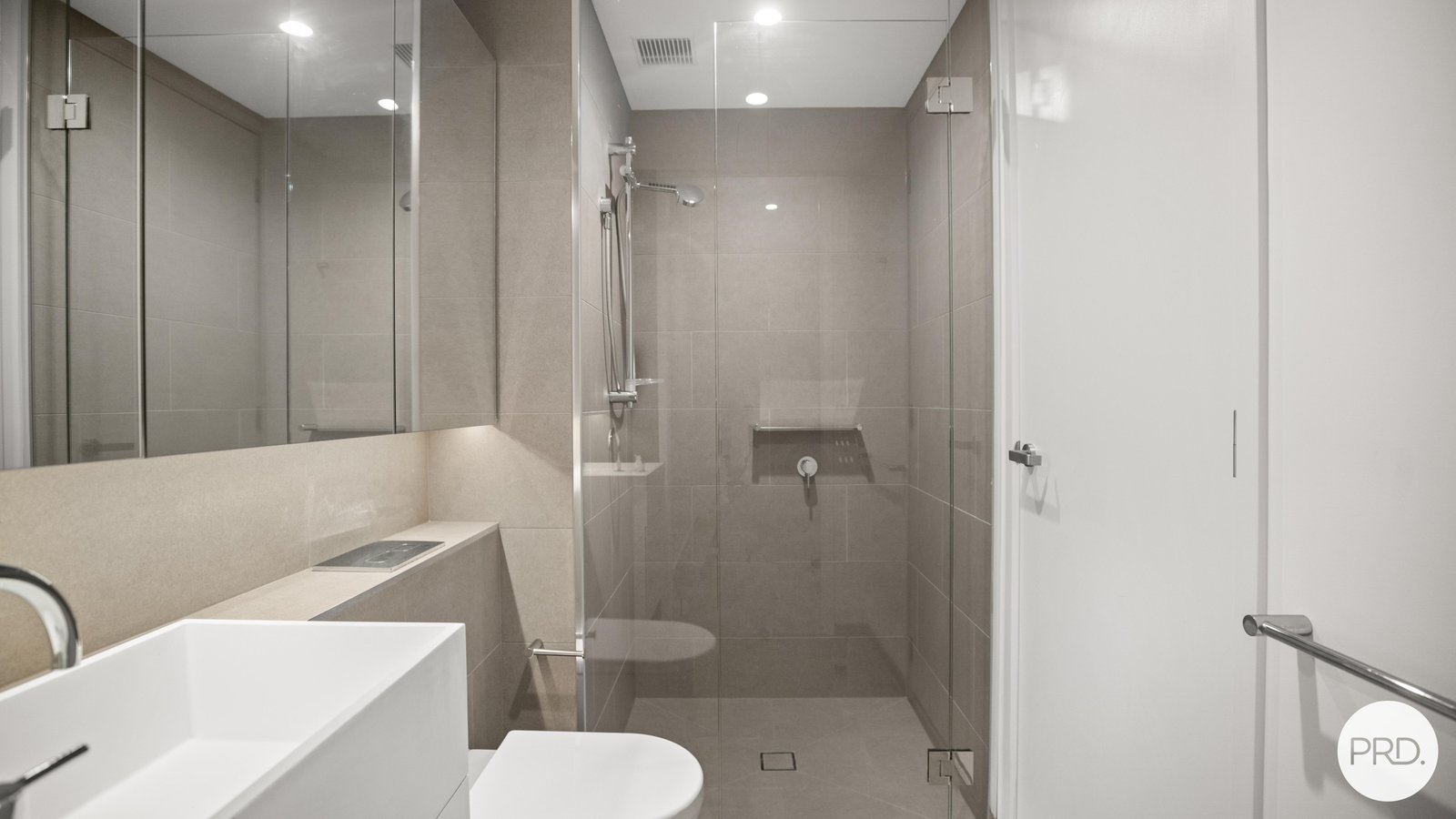 3214/70 Southbank Boulevard SOUTHBANK 11