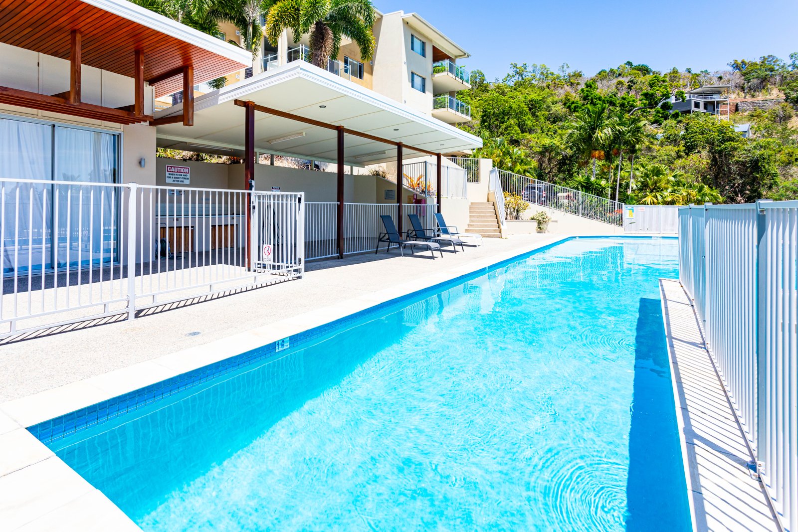 32/15 Flame Tree Court AIRLIE BEACH 4