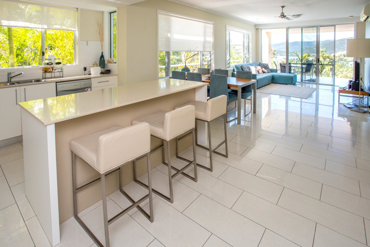 32/15 Flame Tree Court AIRLIE BEACH 5
