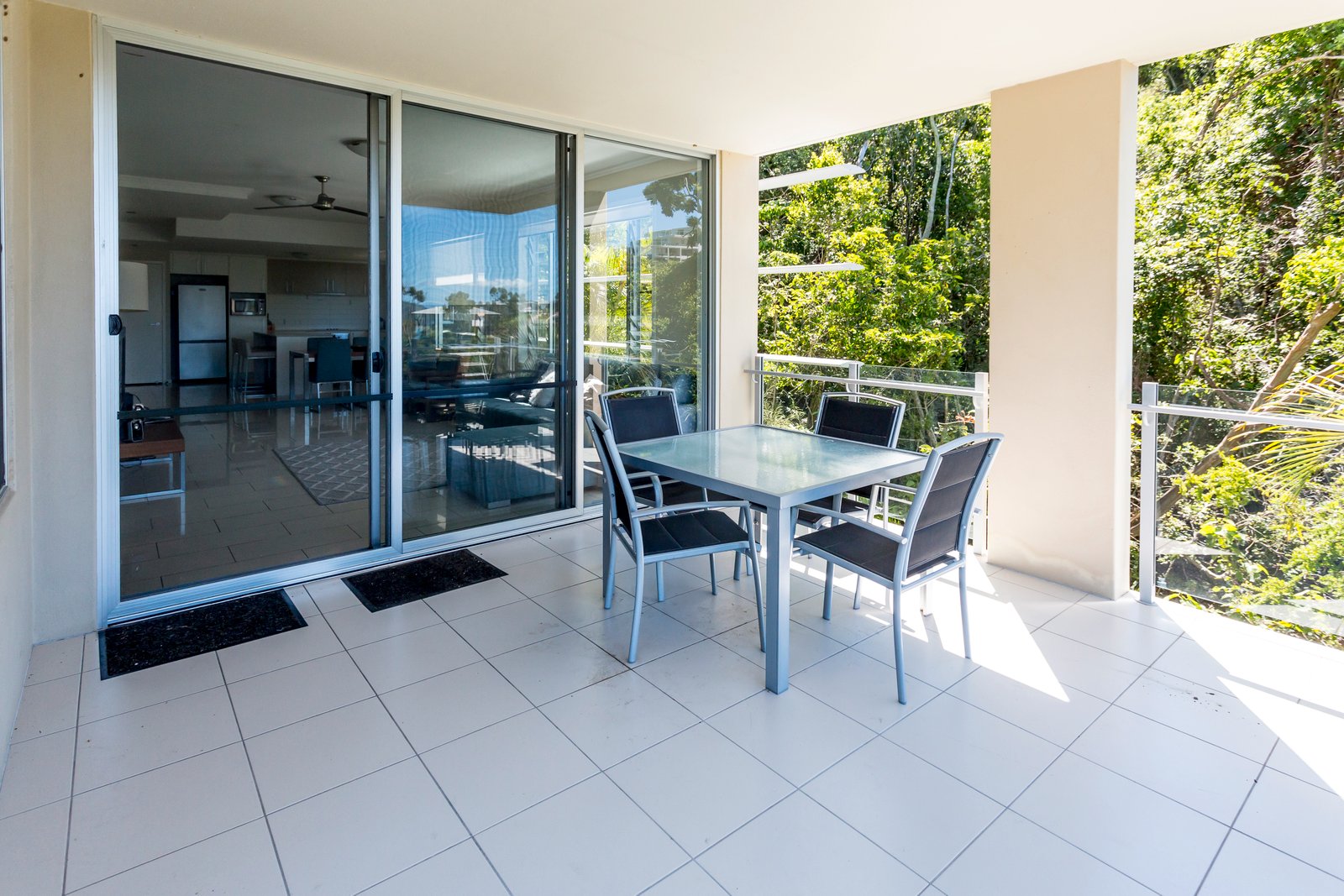 32/15 Flame Tree Court AIRLIE BEACH 8