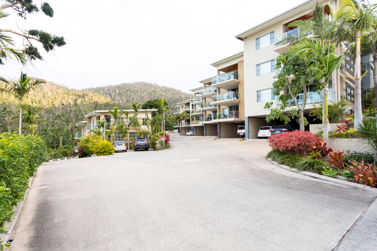 32/15 Flame Tree Court AIRLIE BEACH 9