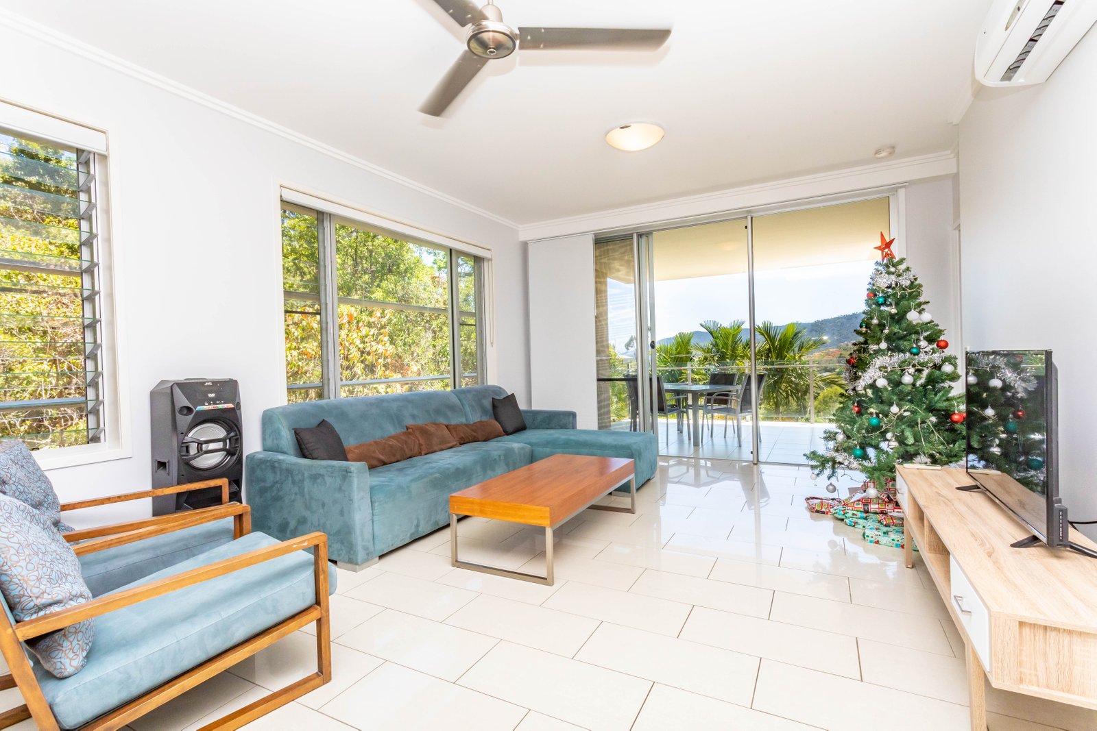 32/15 Flame Tree Court AIRLIE BEACH 13
