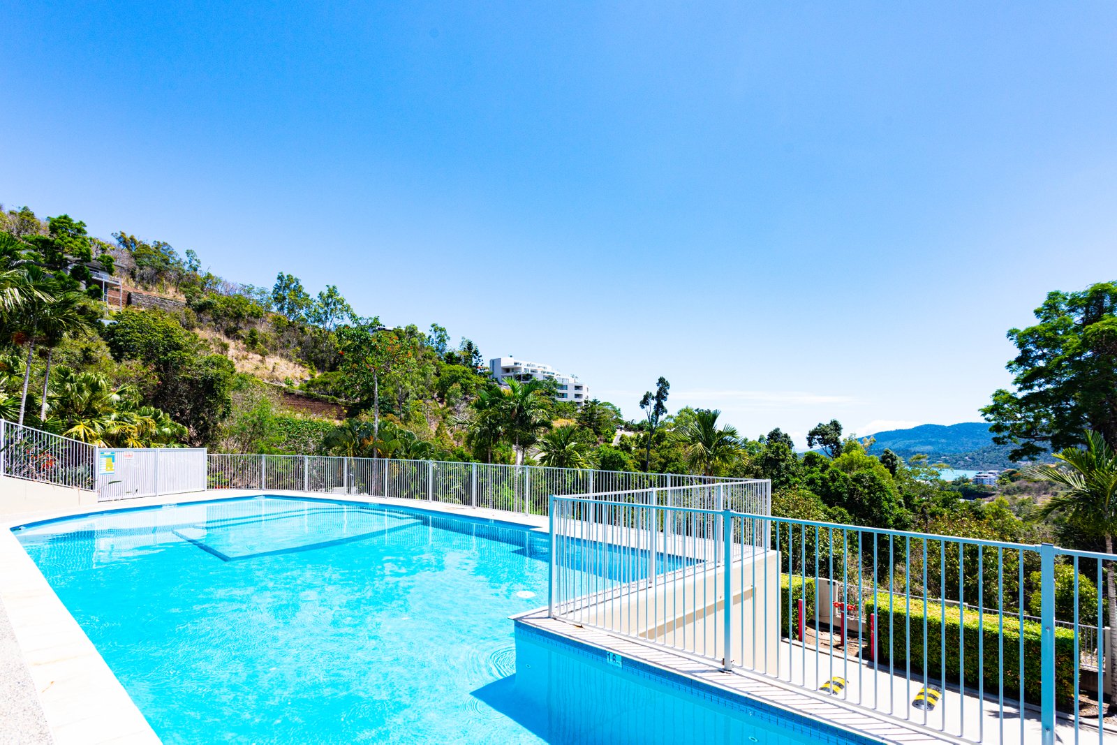 32/15 Flame Tree Court AIRLIE BEACH 14
