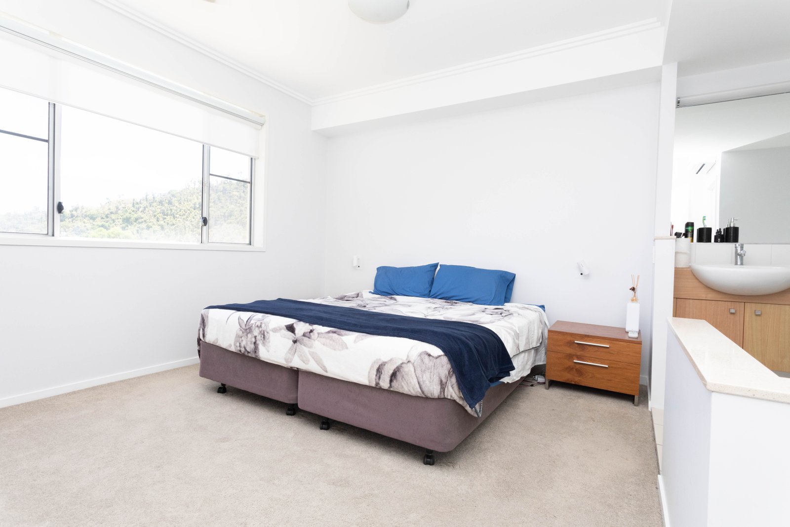 32/15 Flame Tree Court AIRLIE BEACH 22