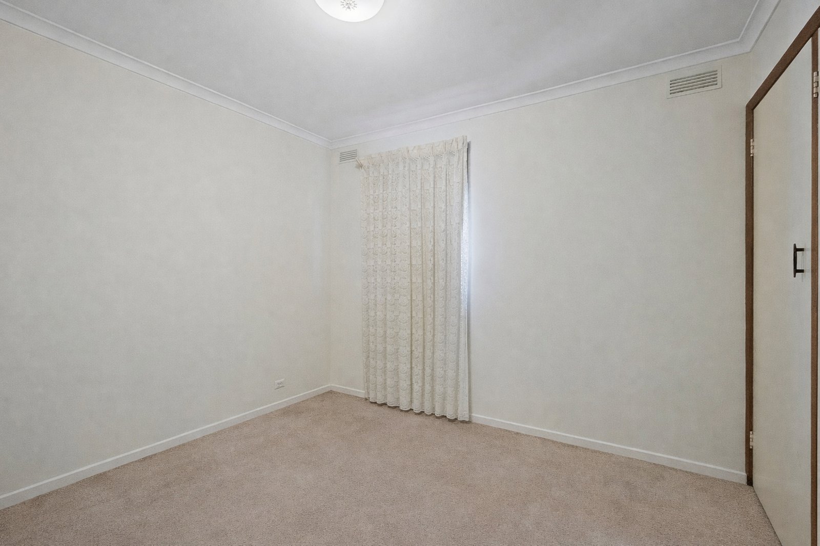 Gallery: 3/216 Arnold Street