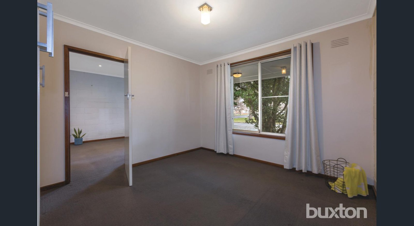 Gallery: 3/217 Ripon Street
