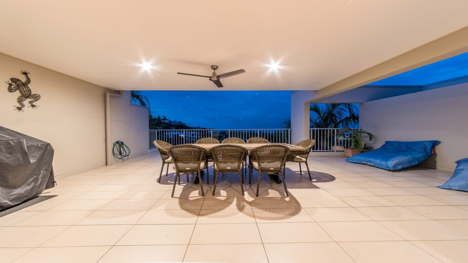32/18-24 Raintree Place AIRLIE BEACH 8