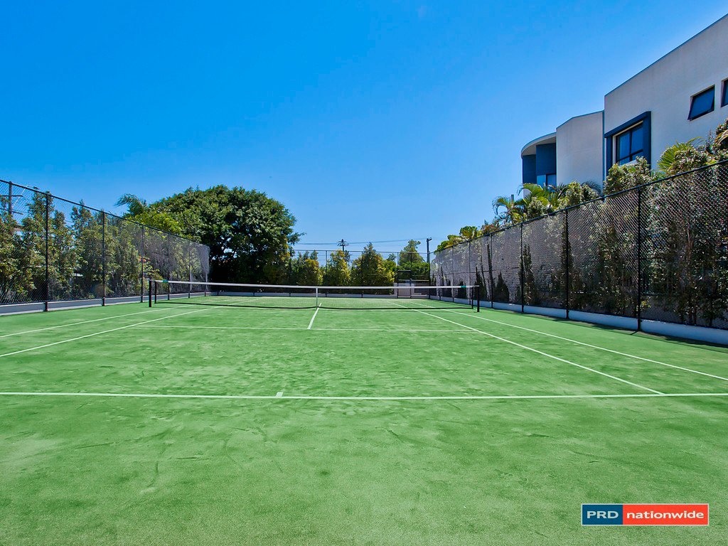 32/186 The Esplanade BURLEIGH HEADS 24