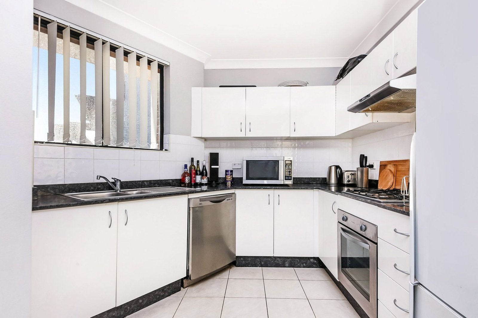 3/22-24 Garnet Street ROCKDALE 4