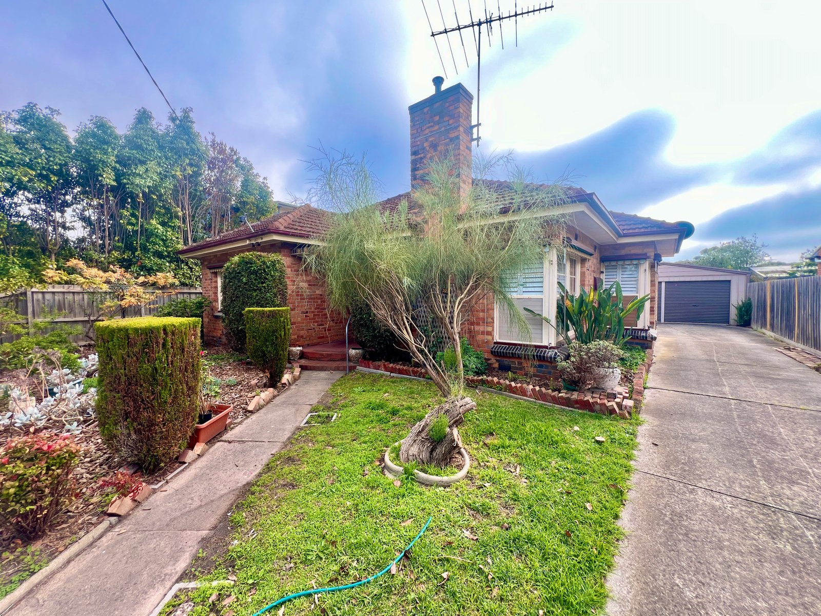 Gallery: 322 Autumn Street