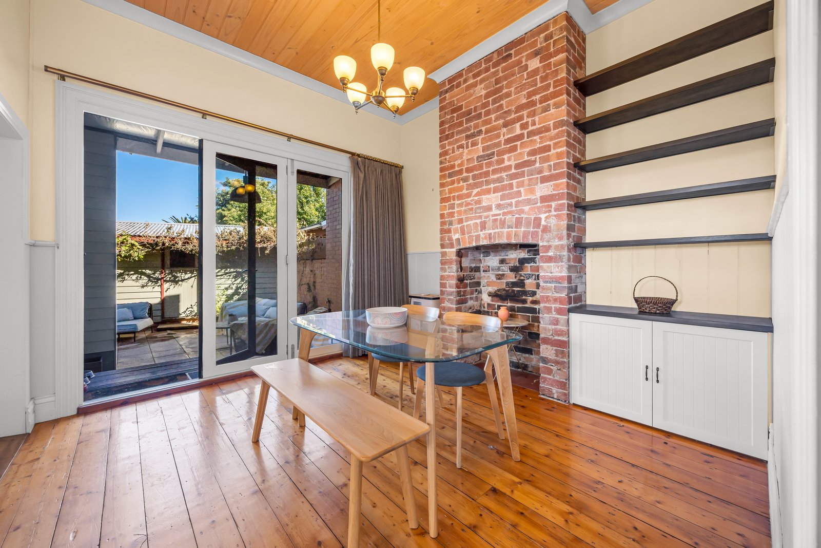 Gallery: 322 Barkly Street