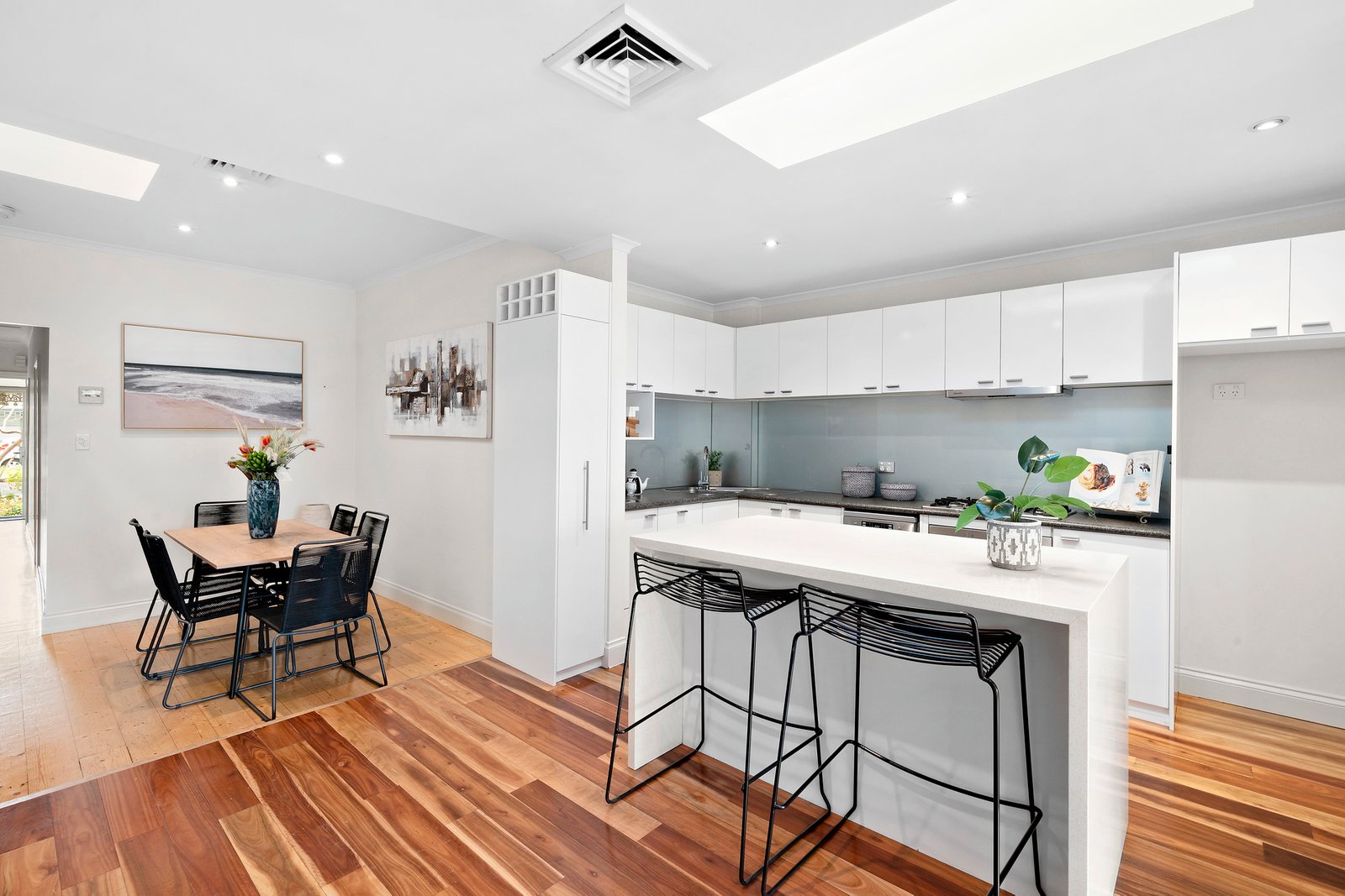 Real Estate and Property in 322 Esplanade East , Port Melbourne, VIC