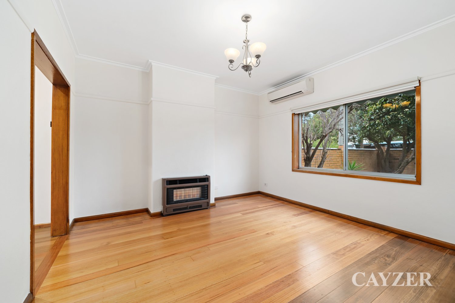 Gallery: 322 Howe Parade