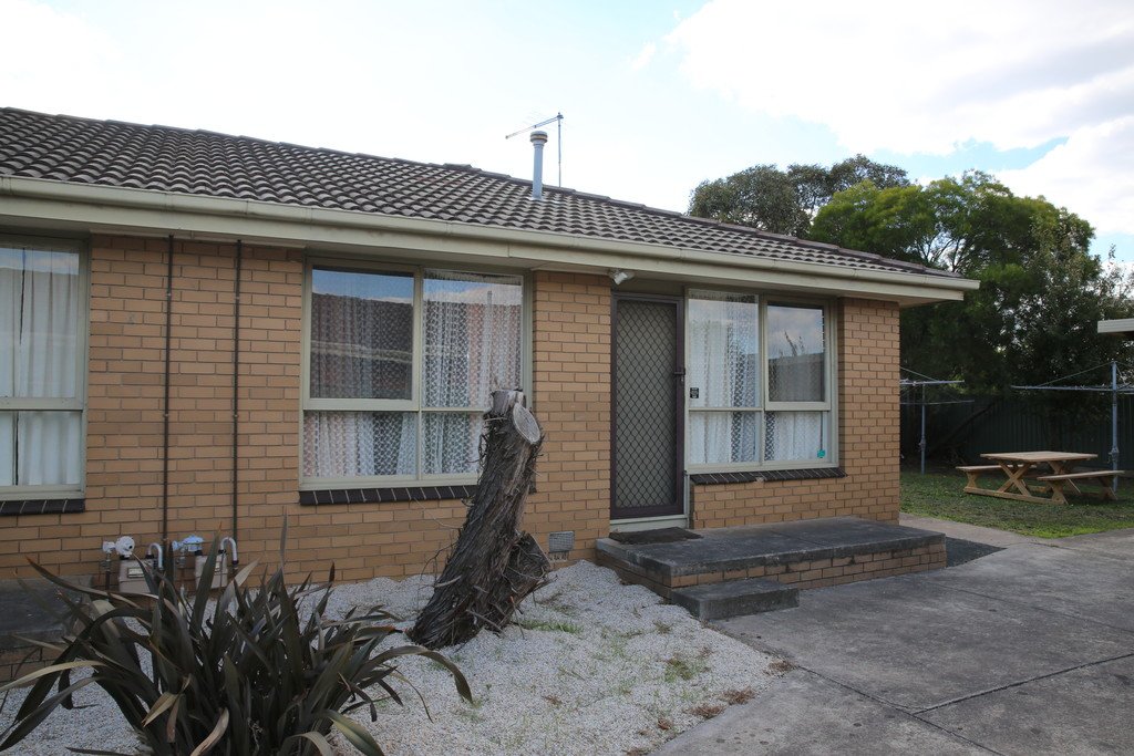 3/22 Marie Crescent WENDOUREE 1