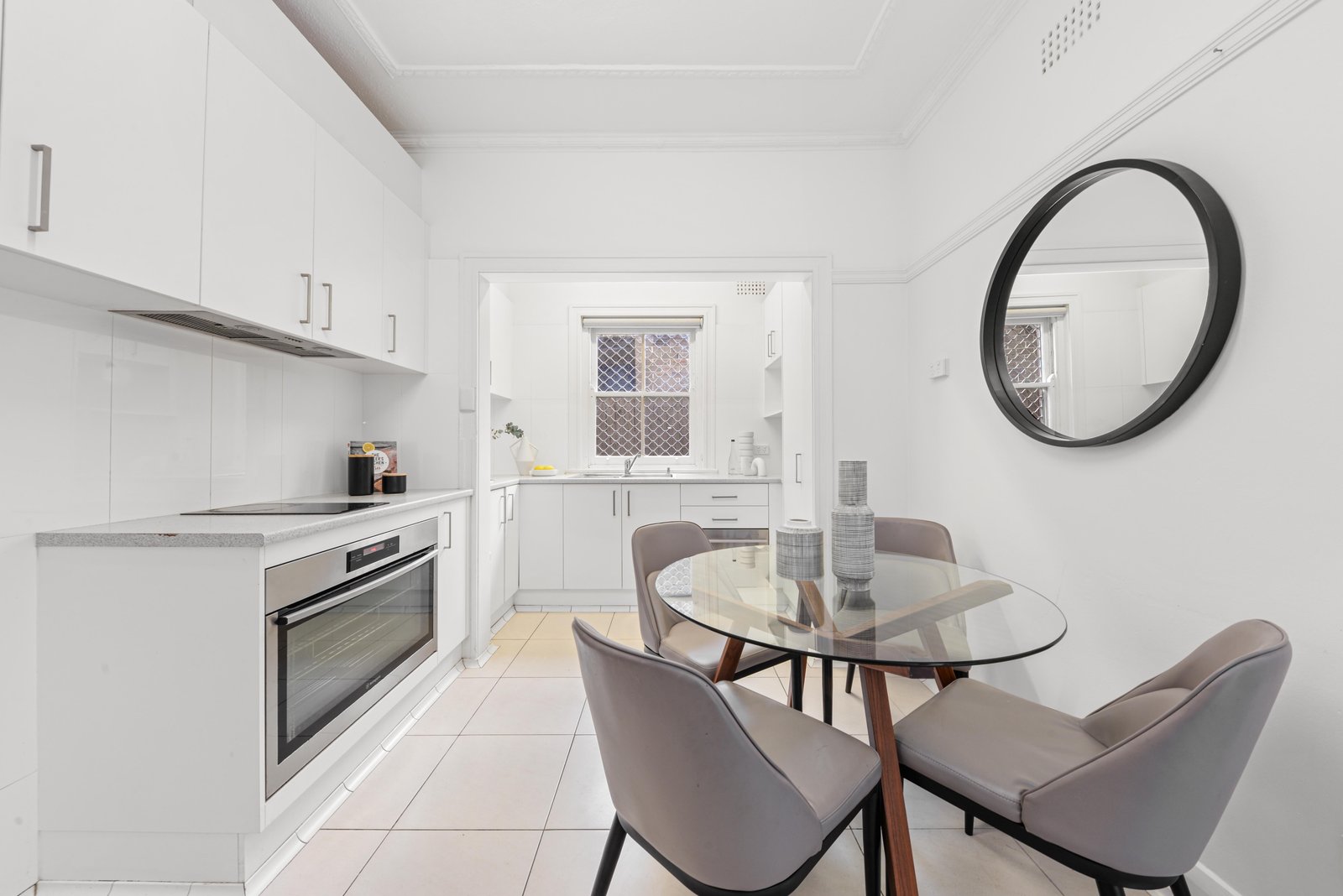 3/22 Mons Avenue MAROUBRA 9