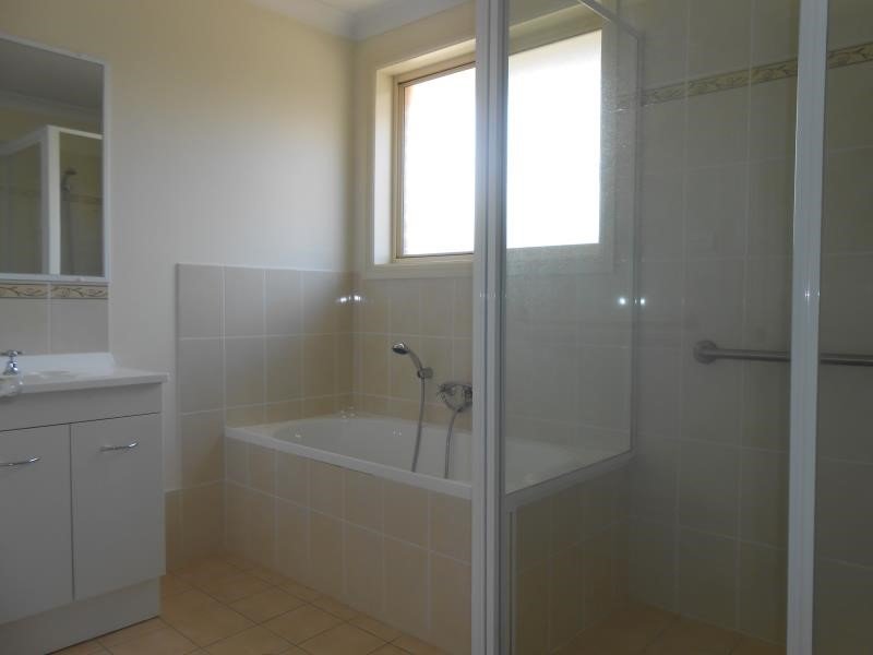 3/22 Piper Street TAMWORTH 2