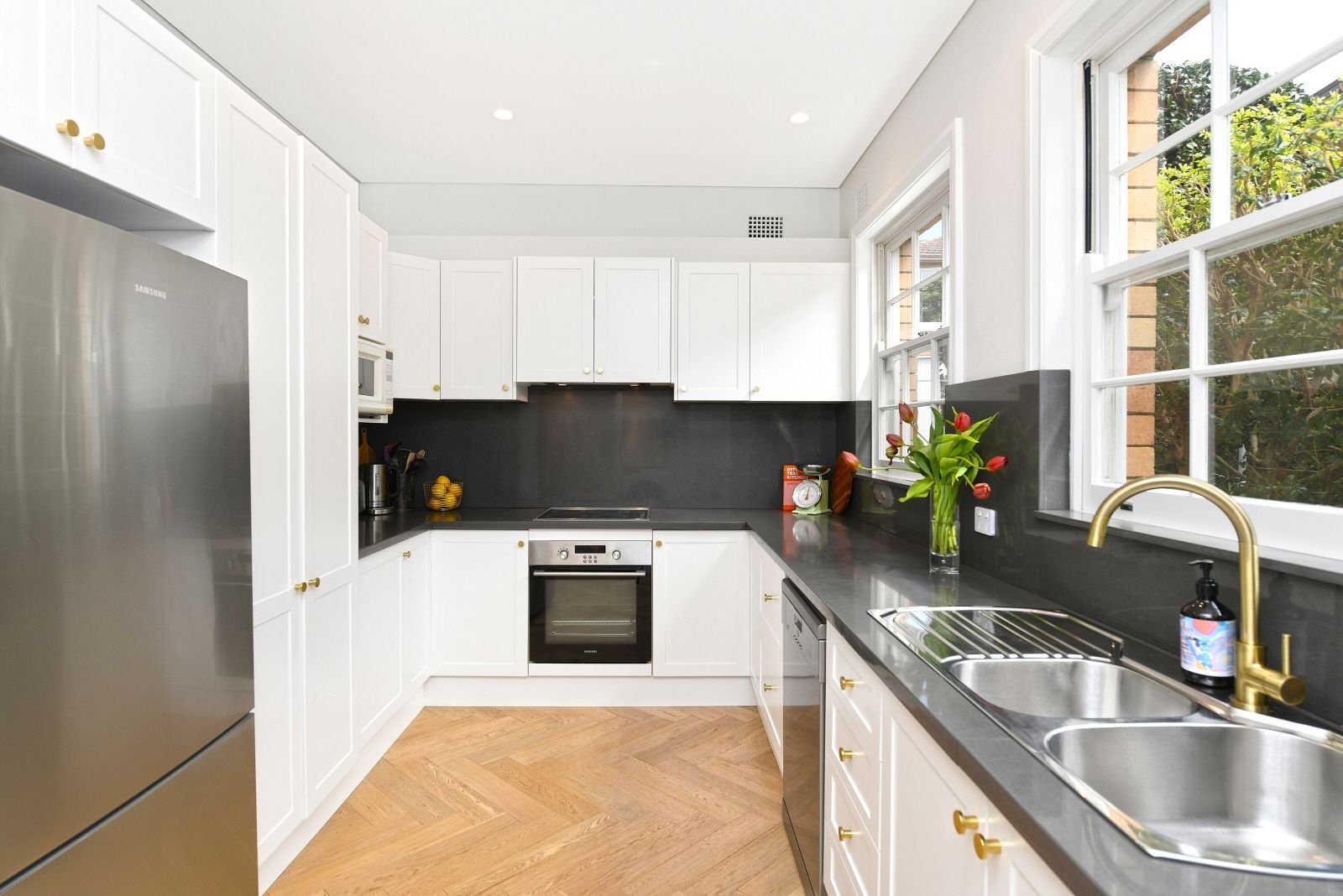 3/22 Wonoona Parade East  OATLEY 2