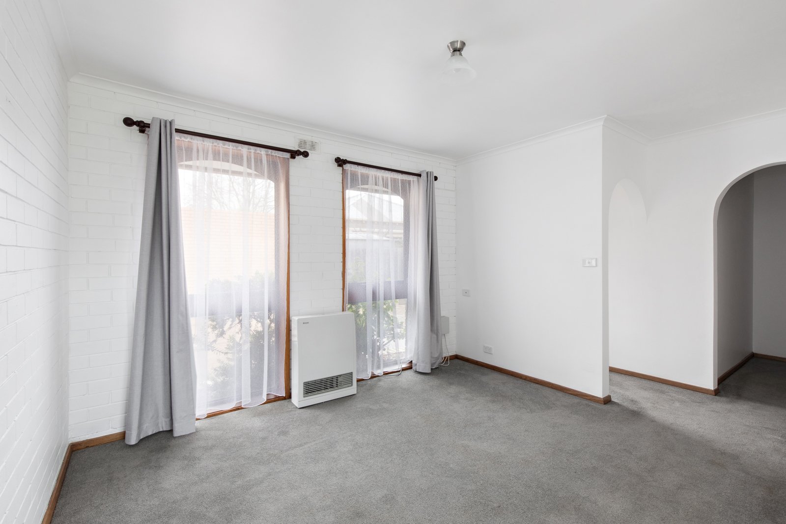 Gallery: 3/220 Drummond Street South